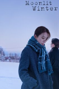 دانلود فیلم Moonlit Winter 2019 بدون سانسور با پخش آنلاین